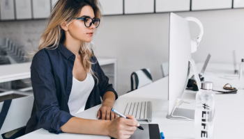 ניהול אתרים: אחריות מתמשכת להצלחה דיגיטלית